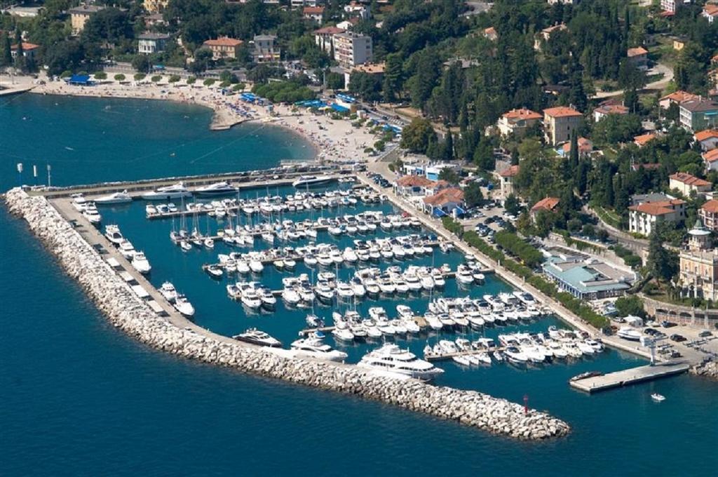 Apartment Koric Ičići Esterno foto
